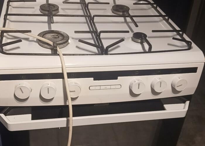 Grajewo ogłoszenia: Sprzedam kuchenke gazową z piekarnikem elektrycznym 60 więcej...