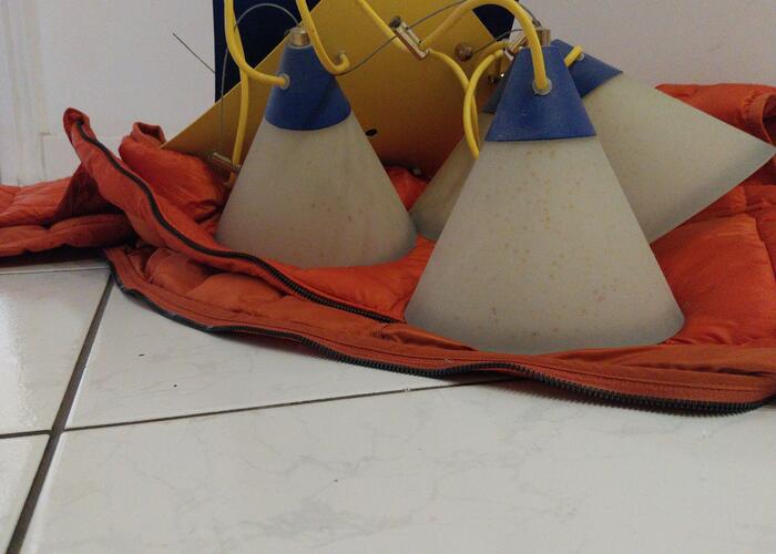 Grajewo ogłoszenia: Sprzedam żyrandol,  niebiesko-żółty, stan bardzo dobry. Do...